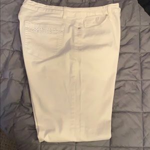 White Style &Co Denim with tummy control